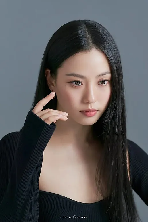 고민시
