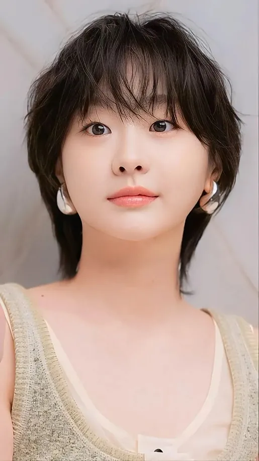 김다미