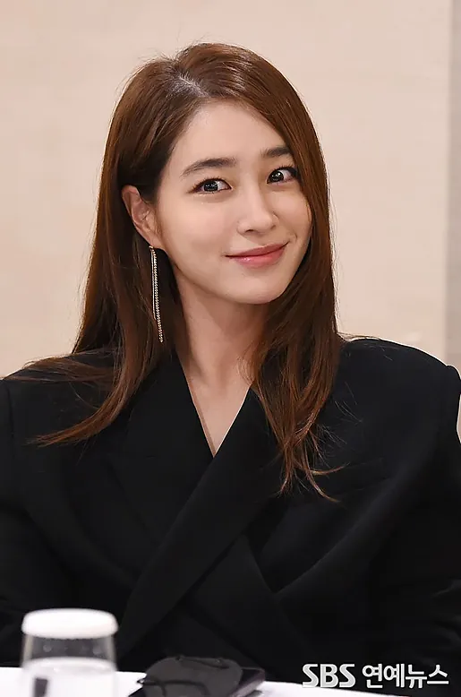Lee Min-jung