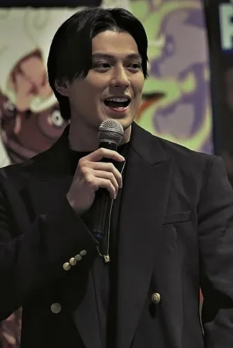 新田真剣佑