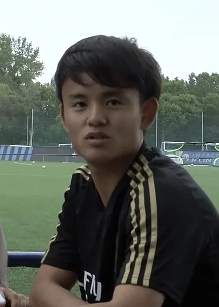 久保建英