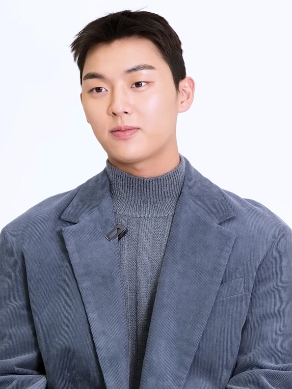 최현욱