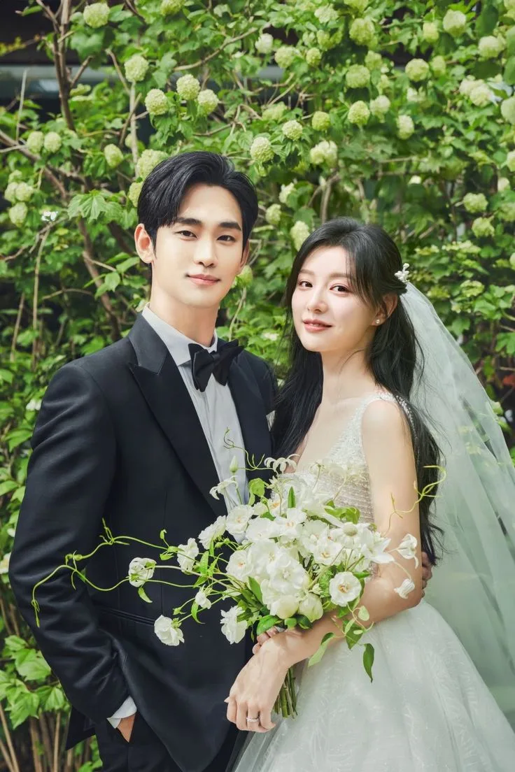 김수현 김지원 궁합 사진