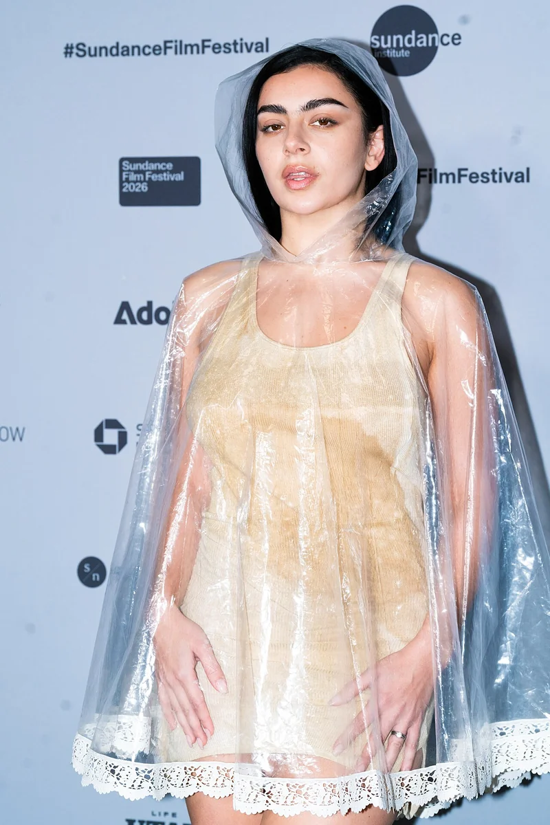 查莉 XCX