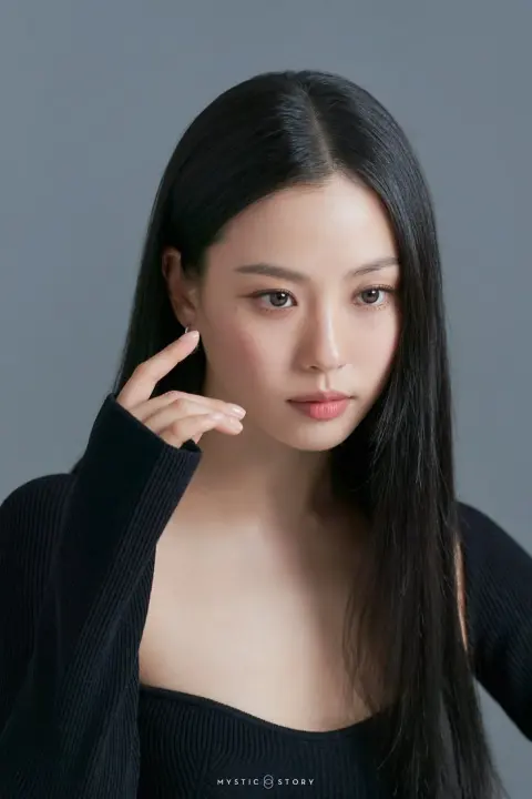 고민시
