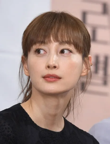 이나영