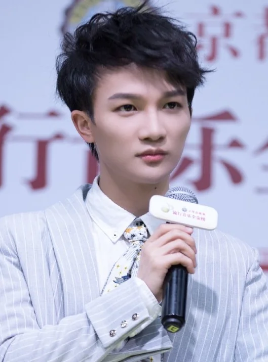 Zhou Shen